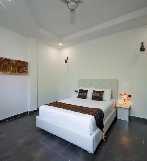 پانسیون Silver Oasis Maldives