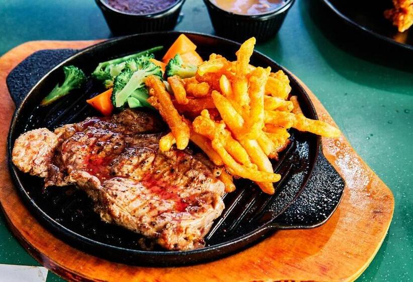 Пансион The Flower Villa