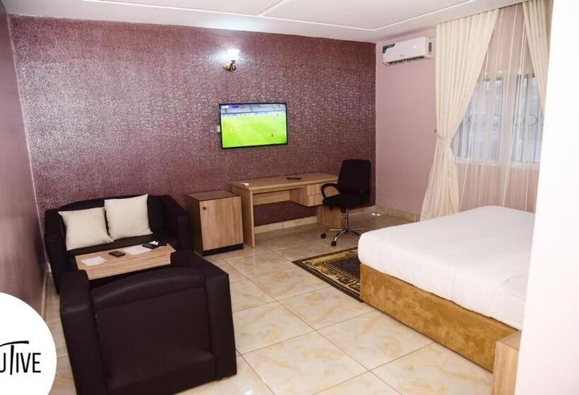 Royale Pruriel Hotels