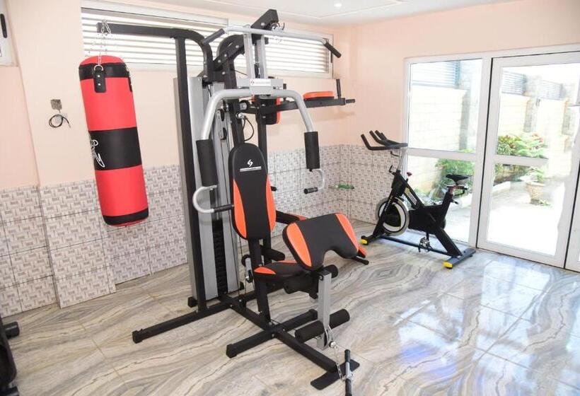 Royale Pruriel Hotels