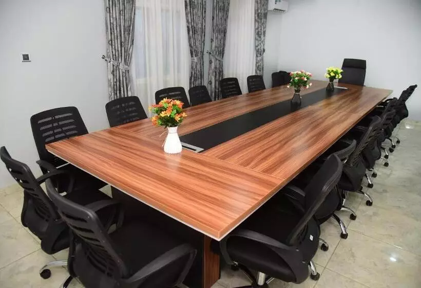 Royale Pruriel Hotels