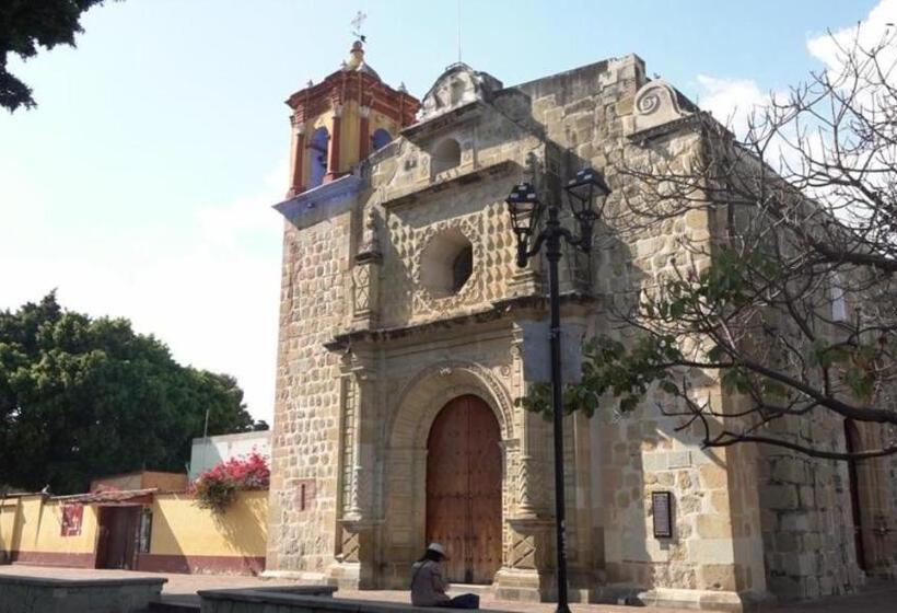 Aamiaismajoitus (B&B) Encuentro Maguey