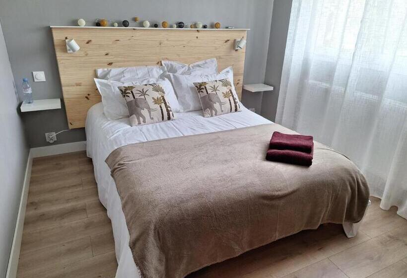 ベッドアンドブレックファースト Le Pré Du Buis