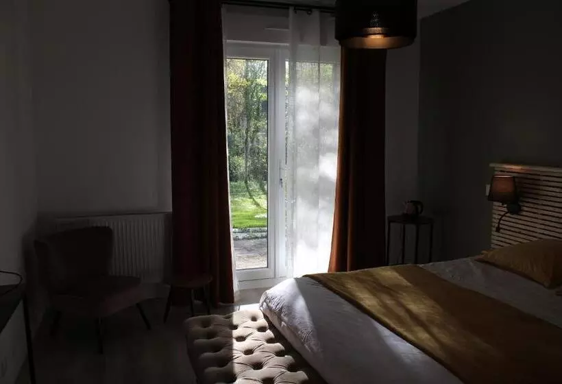 Aamiaismajoitus (B&B) Le Pré Du Buis