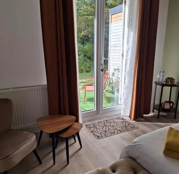 Aamiaismajoitus (B&B) Le Pré Du Buis