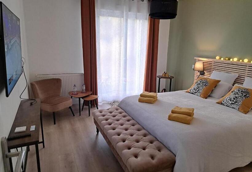 ベッドアンドブレックファースト Le Pré Du Buis