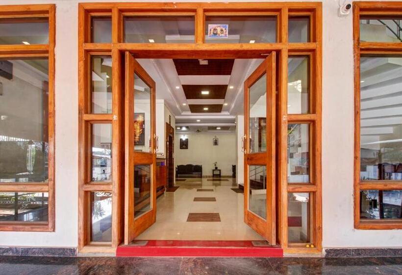 Collection O Hotel Partha International