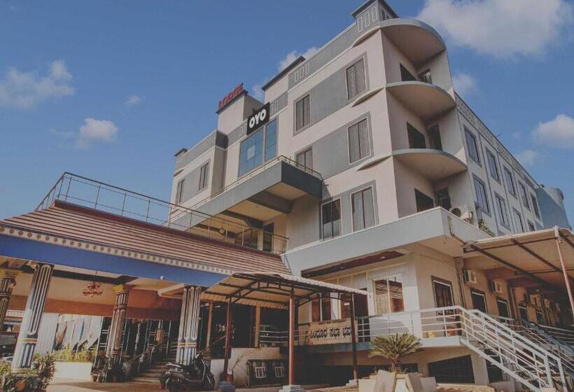 Collection O Hotel Partha International