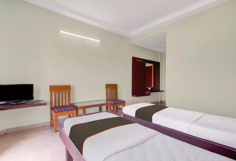 Collection O Hotel Partha International