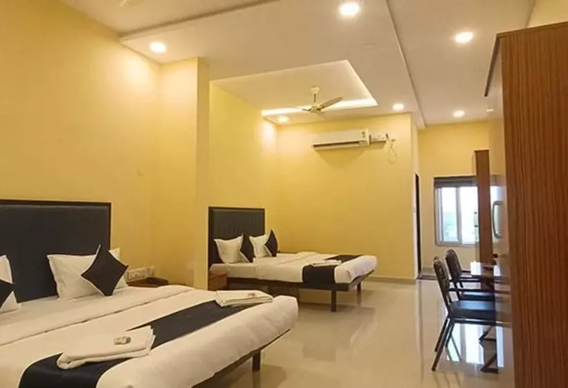 Fabhotel Mint Park   Nr Nmims College