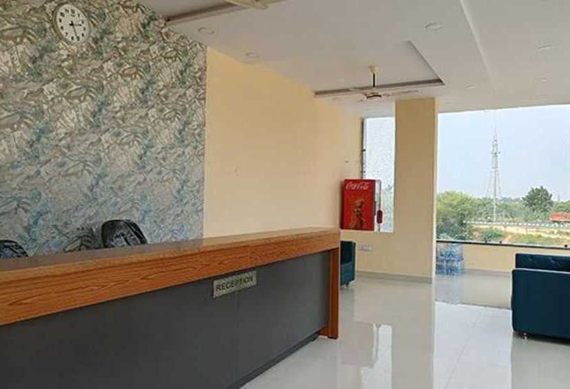 Fabhotel Mint Park   Nr Nmims College