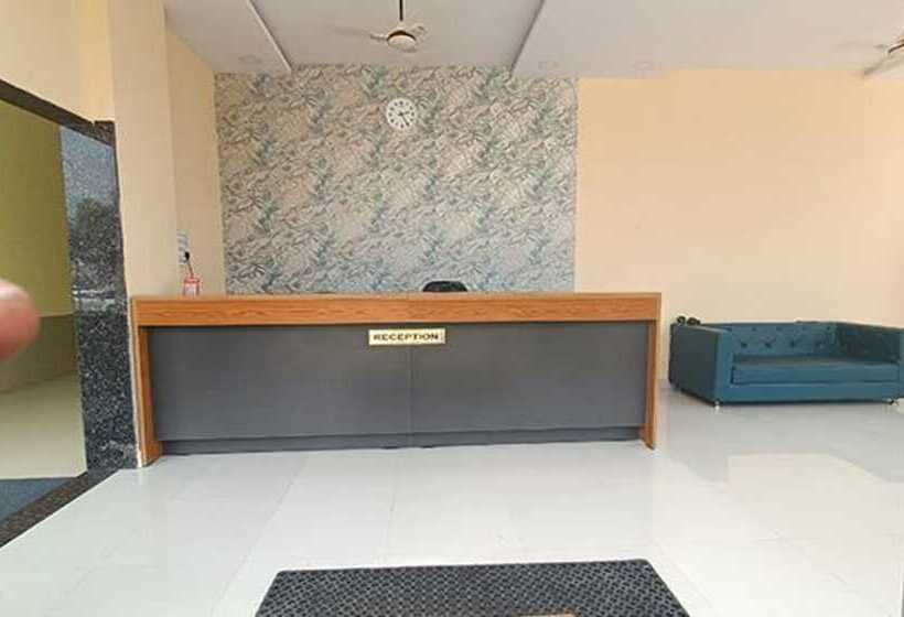 Fabhotel Mint Park   Nr Nmims College