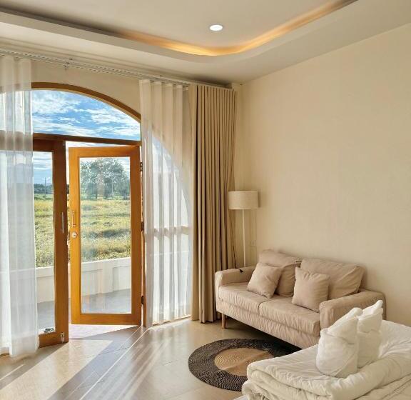 Hôtel ทุ่งตะวันรีสอร์ท แพร่