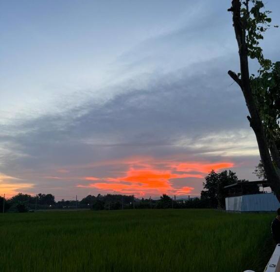 Hôtel ทุ่งตะวันรีสอร์ท แพร่