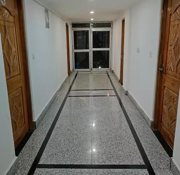 ホテル Atithi Grand