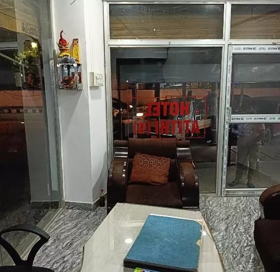 ホテル Atithi Grand