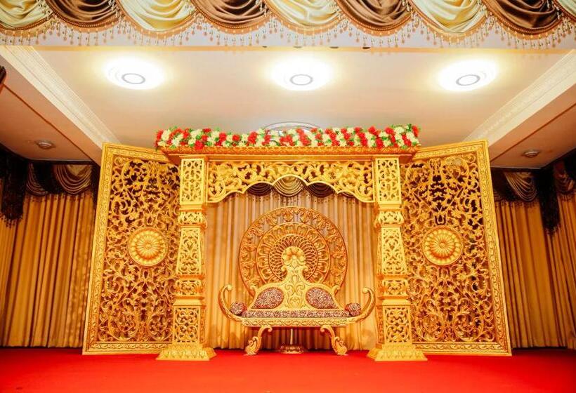 Hotel Maharajah Grand