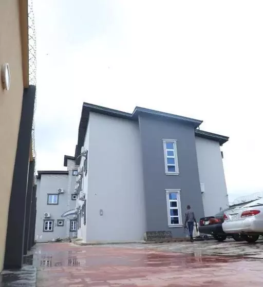 هتل Sapito Residence And Suite