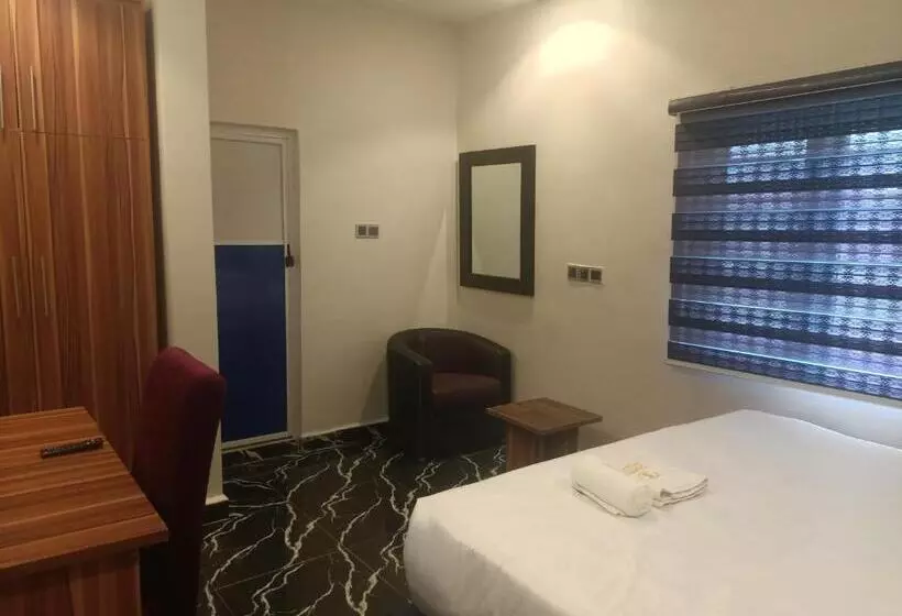 هتل Sapito Residence And Suite