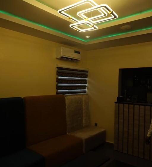 هتل Sapito Residence And Suite