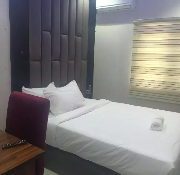 هتل Sapito Residence And Suite