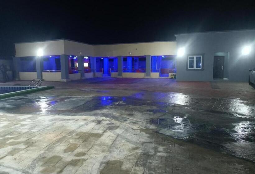 هتل Sapito Residence And Suite