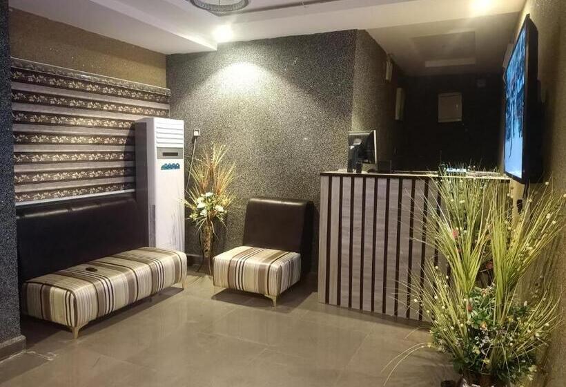 هتل Sapito Residence And Suite