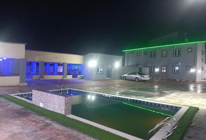 هتل Sapito Residence And Suite