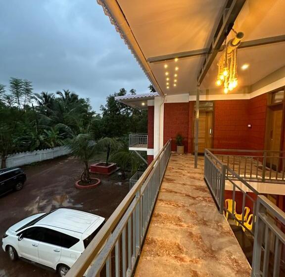 فندق The Oasis Resort