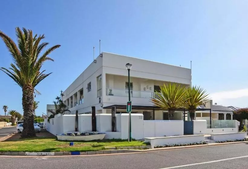 Majatalo 19 Beach Road