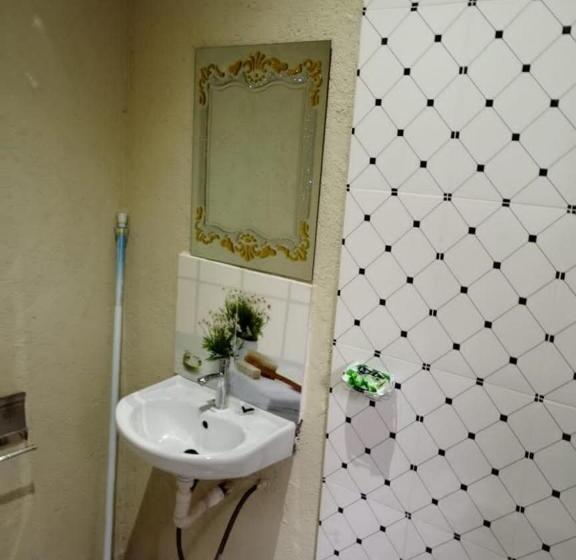 ペンション 535 Events And Guest House