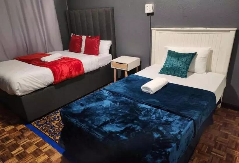 ペンション Excel Accommodation