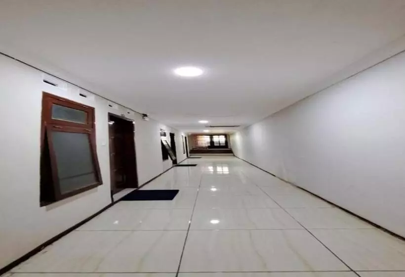 پانسیون Guest House Nusa Indah Batu Malang