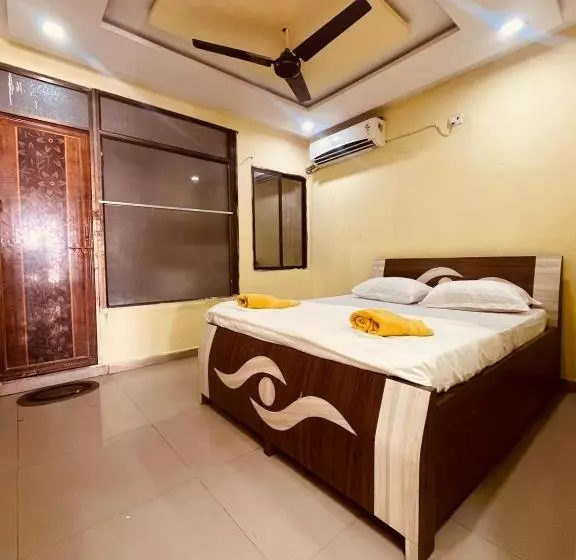 ペンション Namaste Nirvana Guest House