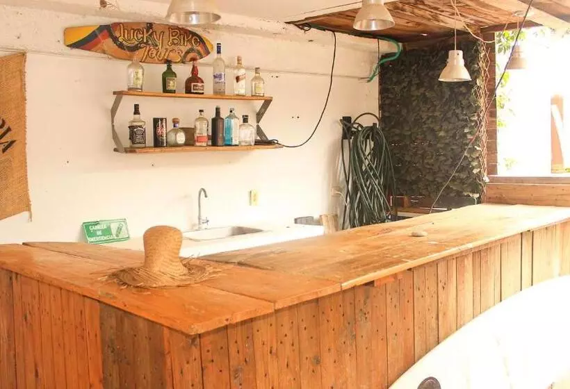 ペンション Sierraventura Hostel