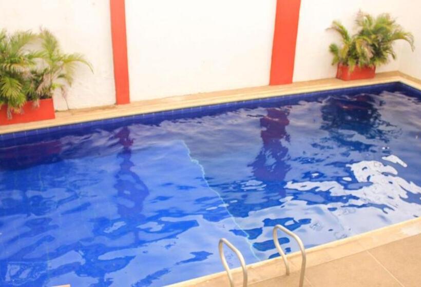 پانسیون Sierraventura Hostel