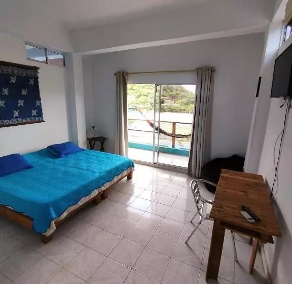 ペンション Sierraventura Hostel