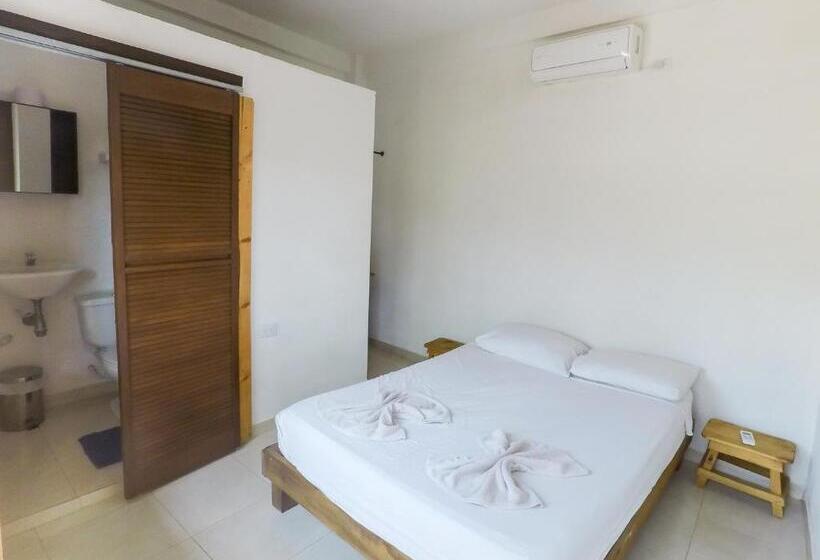 پانسیون Sierraventura Hostel