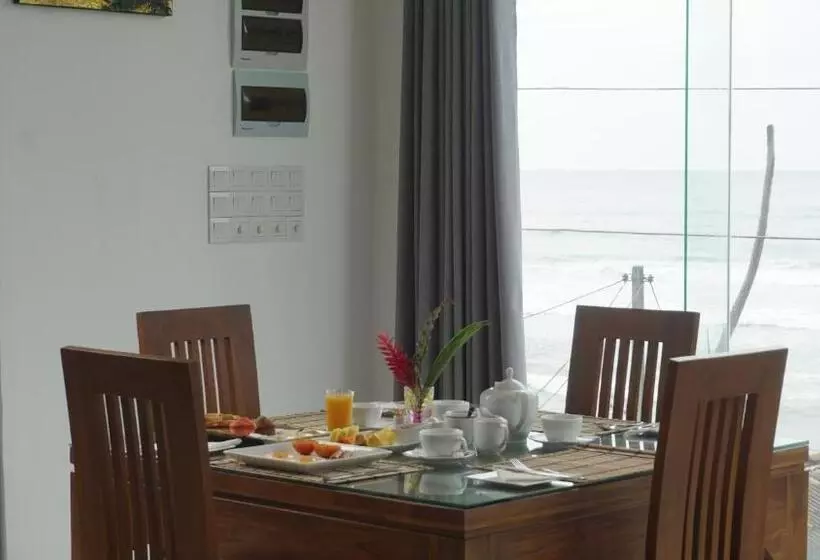 Majatalo Surf View Resort