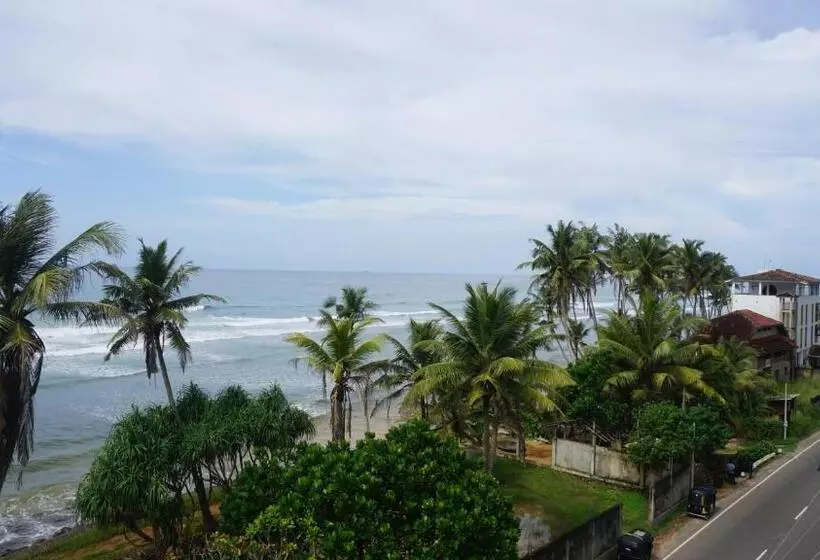 Majatalo Surf View Resort