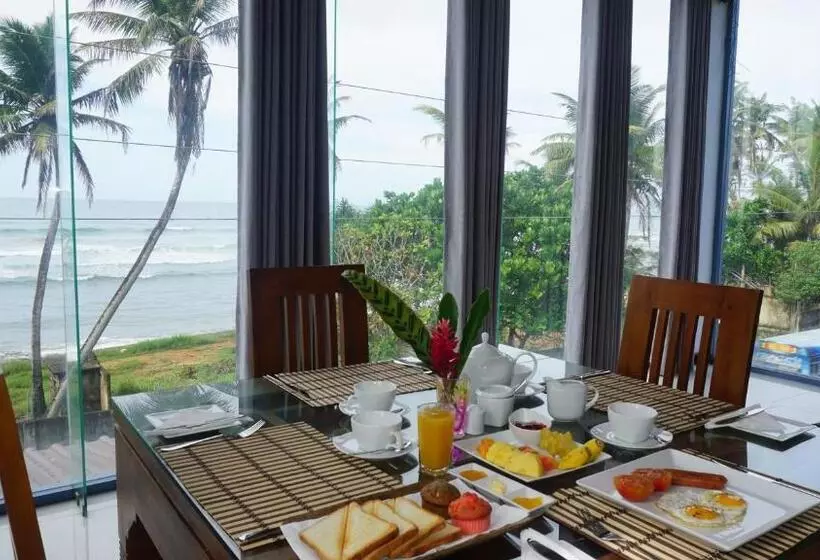 Majatalo Surf View Resort