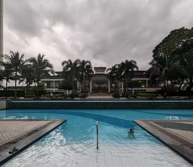 Staycation In Manila