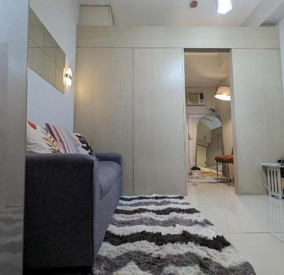 Staycation In Manila