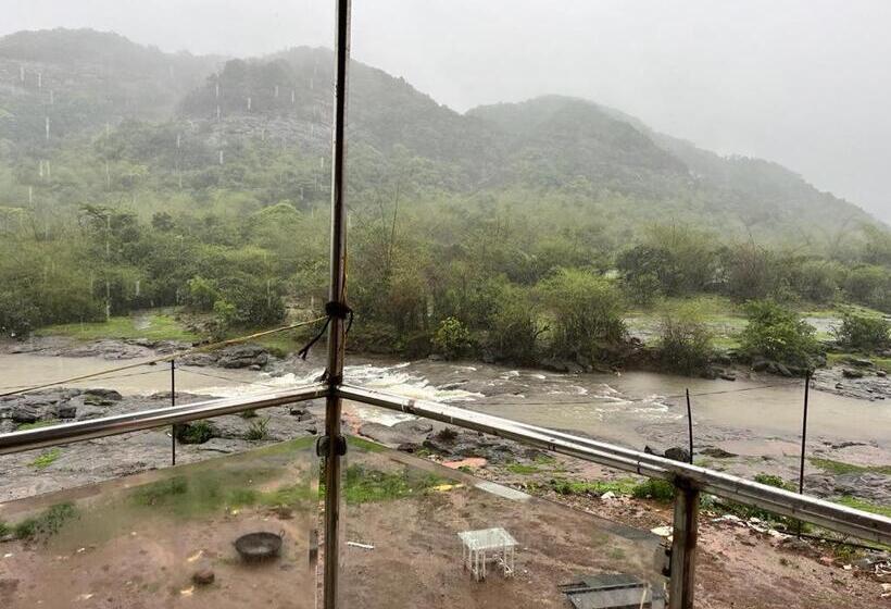 The Woods Resort Atvan Village