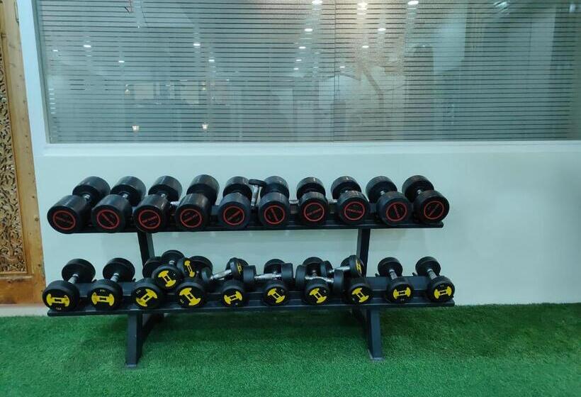 Arco Hotels And Resorts Srinagar