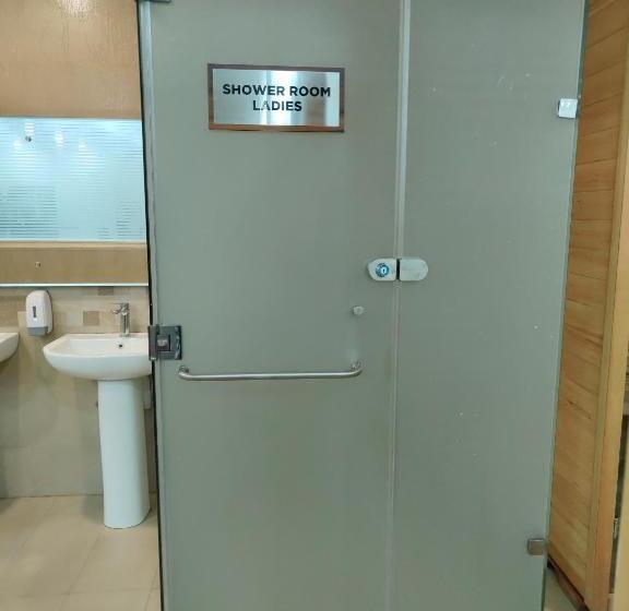 Arco Hotels And Resorts Srinagar