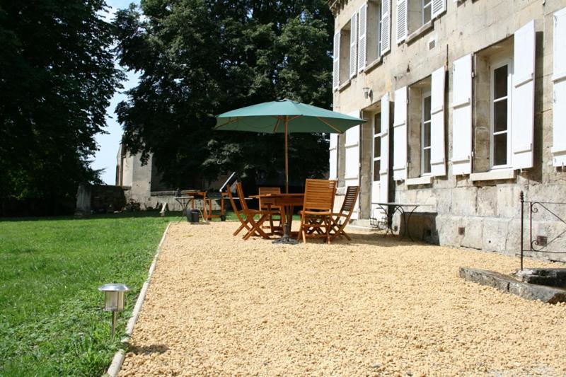 Bed and Breakfast Château De Roberville