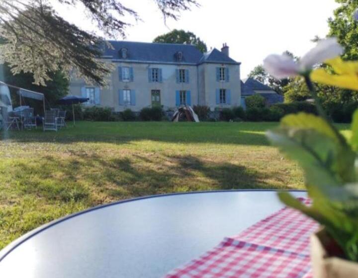 ベッドアンドブレックファースト Petite La Belle