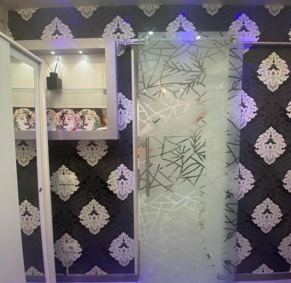 צימר Regina Rosaverde