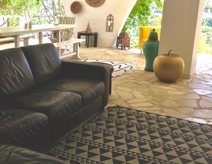 Bed and Breakfast Villa Hirondelles 35